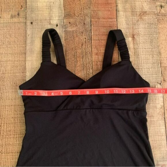 Fabletics Womens Size S Black Straps Pullover Padded Built In Bra Athletic Top - Picture 6 of 7